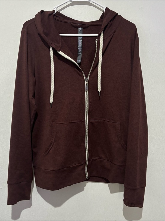 Vuori Tops - NWT Vuori Halo Performance Hoodie 2.0 Ruby Heather